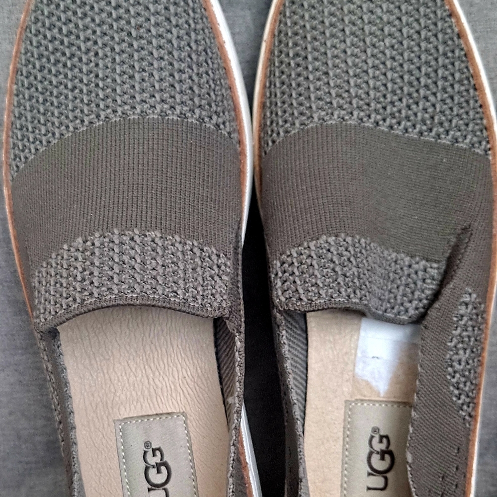 UGG Hemp Sammy Slip On in Olive Green